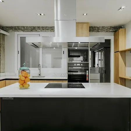 Apartment Six By Caleta Homes Malaga