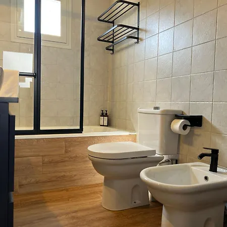 Six By Caleta Homes شقة