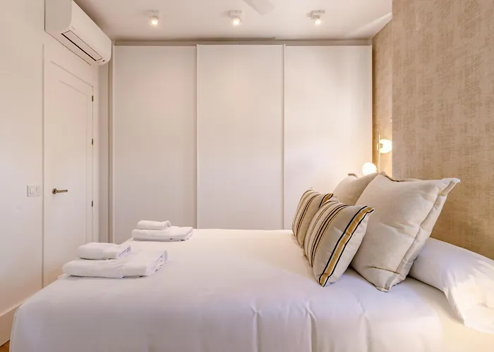 Six By Caleta Homes * Málaga
